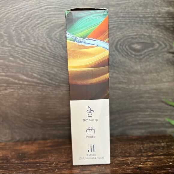 Pursonic USB Rechargeable Water Flosser in Mint and White. New in Box! - Picture 8 of 9